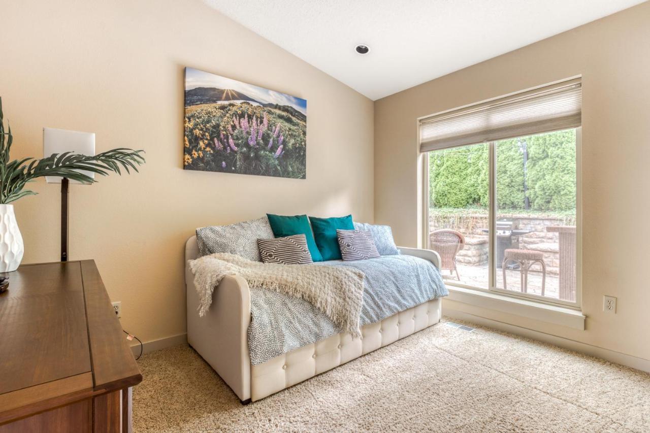 Mt Adams River View House ฮูดริเวอร์ ภายนอก รูปภาพ